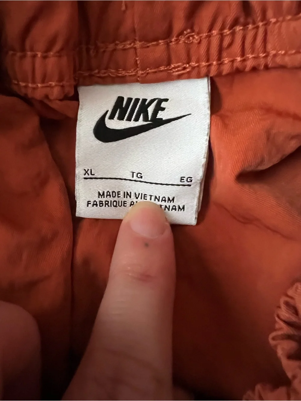 Nike no signs